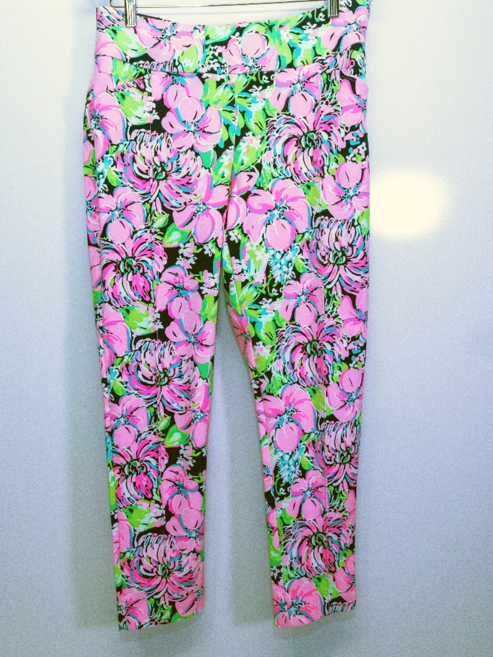 Lilly Pulitzer Luxletic UPF 50 High Tide Navy Tall Order Floral Print Pants 14